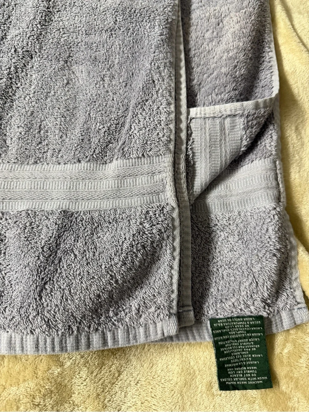 Ralph Lauren Light Gray lavender Plush Cotton Bath Towel 30”x53” RN41381